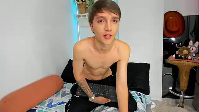jeremy_salvatore from StripChat