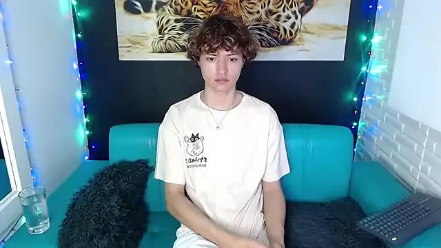 Jermi_johnson from StripChat is Freechat