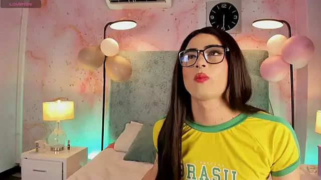JESSI_NAOMI from StripChat