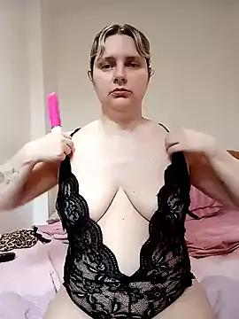JessicaItalia from StripChat is Freechat