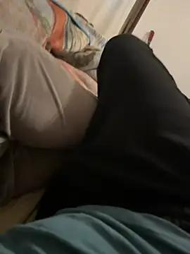 jessieandjames29 from StripChat