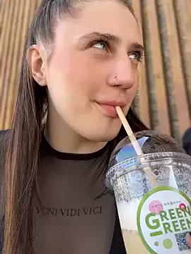 JessiMur from StripChat is Freechat