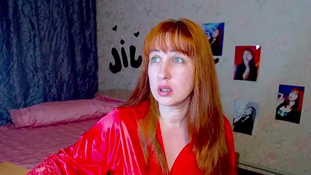 Discover our girls online shows and discover the company of countless livestreamers, with stunning shapes, sex toys and more.