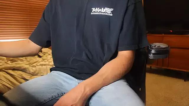 jjjjjfive from StripChat