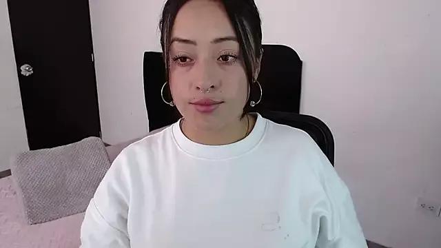 jjulietha95 from StripChat
