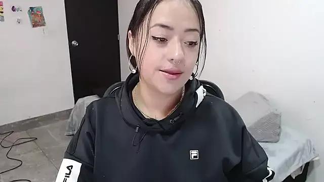 jjulietha95 from StripChat