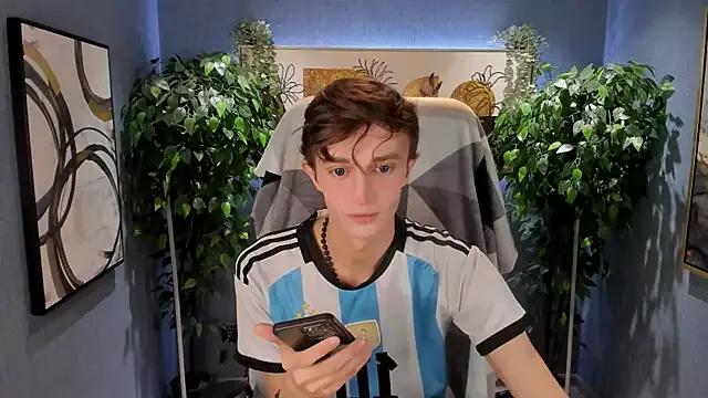 John_Weasley from StripChat is Freechat