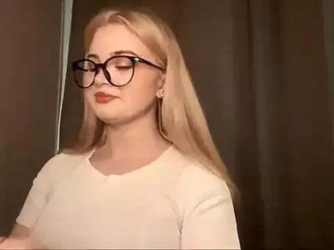 JolieAlto from StripChat is Freechat