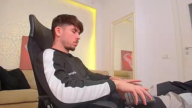 JonahShaw webcams show profile image 