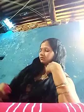 Jooli_xx from StripChat