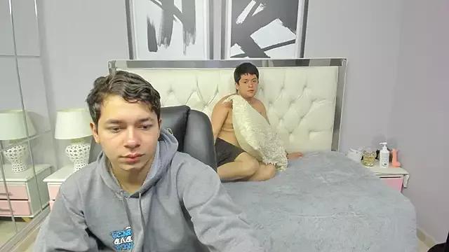JOSHI_AND_NICK from StripChat is Freechat