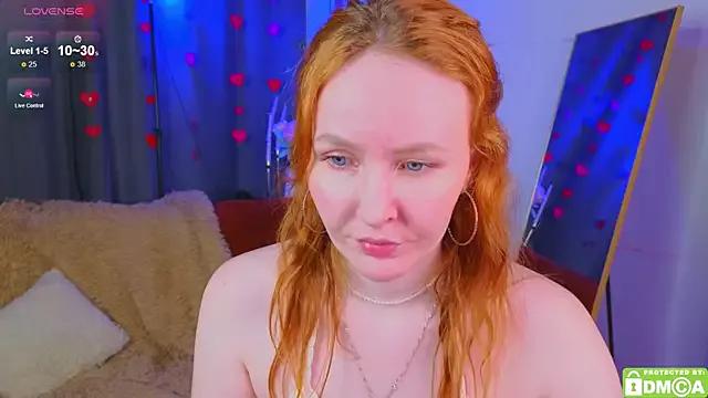 Discover our girls online shows and discover the company of countless livestreamers, with stunning shapes, sex toys and more.