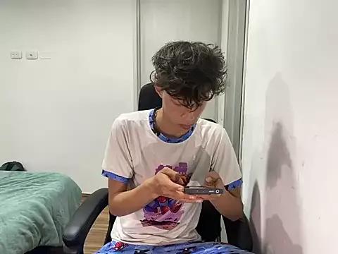 Juanmres webcams show profile image 