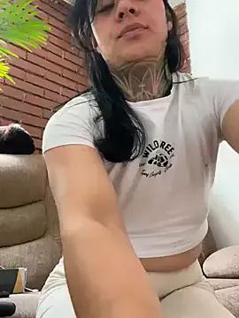 JudithMora_Pink webcams show profile image 