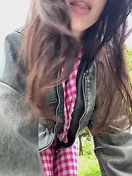 Juice_Bunny from StripChat is Freechat
