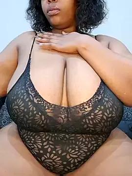 juicygoddess2 from StripChat is Freechat
