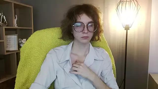 juicyPenny from StripChat is Freechat