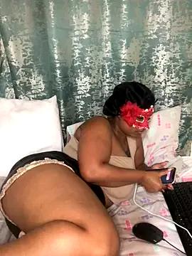 Juicytits38 from StripChat is Freechat