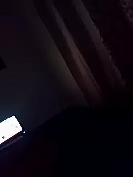 JujuSantos015 from StripChat