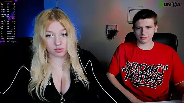 juli_kisss on StripChat