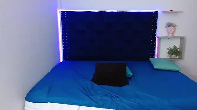 Julia_Boobs from StripChat is Freechat