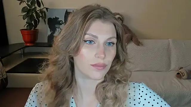 JuliaMuuun from StripChat is Freechat