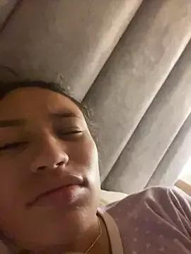 juliana-mancini from StripChat is Freechat