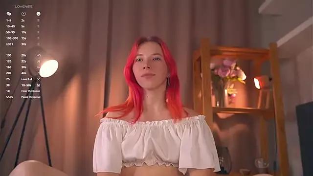Discover our girls online shows and discover the company of countless livestreamers, with stunning shapes, sex toys and more.