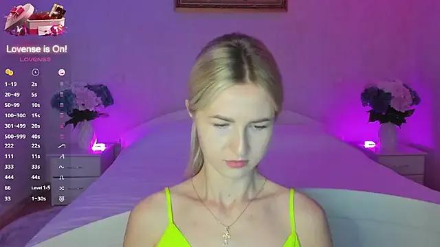 Julie_Blaze webcams show profile image 