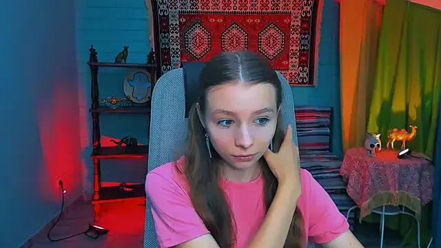JulieDaniel from StripChat is Freechat