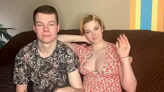 Julielourens webcams show profile image 
