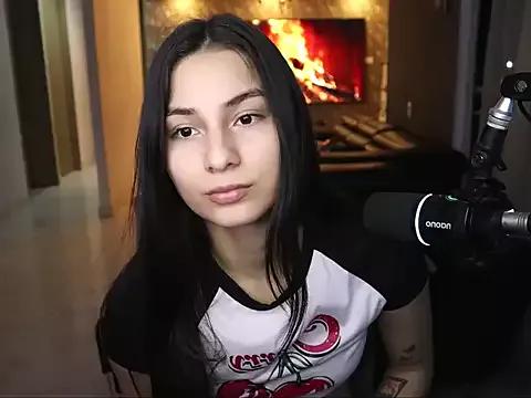 Julieta_- webcams show profile image 