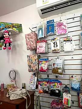 Julietafosters from StripChat is Freechat