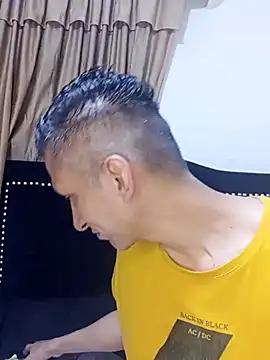 Jullie_n_tommie from StripChat