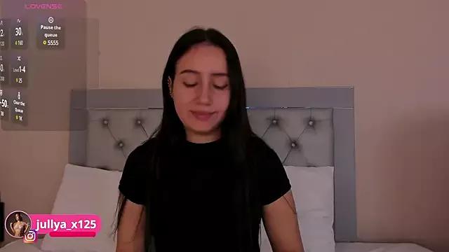Jullya_x webcams show profile image 