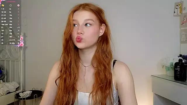 Juuulia_ from StripChat