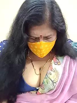 kaamini29 from StripChat is Freechat