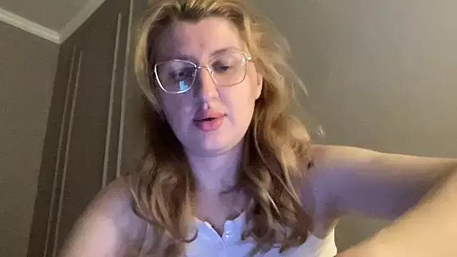 Kadayy1 from StripChat