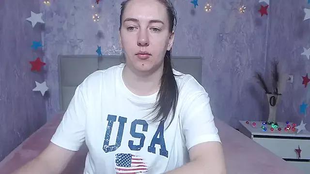 KaleyReed from StripChat is Freechat