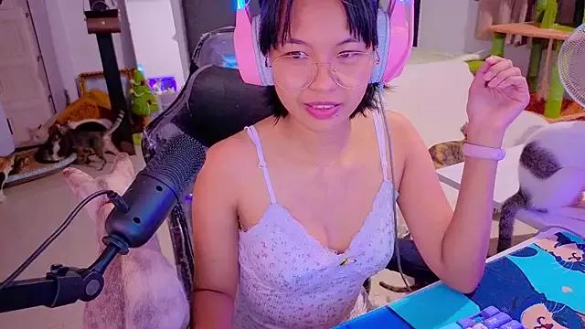 Kana_G from StripChat