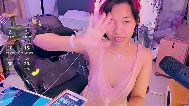 Kana_G from StripChat