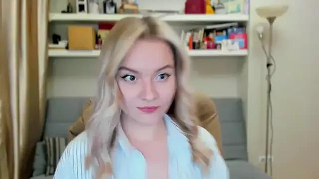 Kara_Smith_ from StripChat