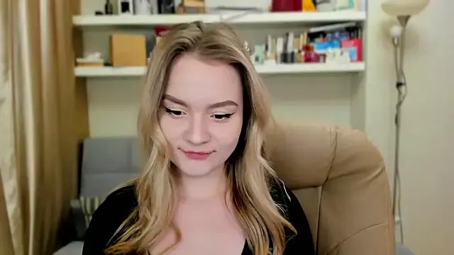 Kara_Smith_ from StripChat is Freechat
