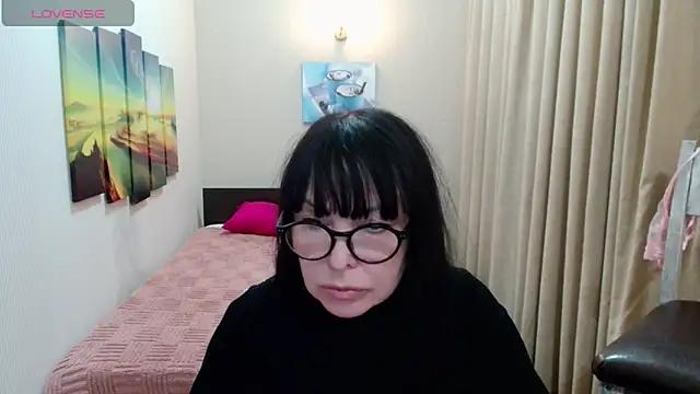 KaraMileer from StripChat
