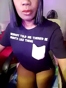 KarhinnaS webcams show profile image 
