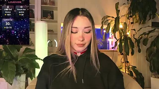 Karla_bae from StripChat is Freechat