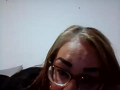 karlabarrera from StripChat is Freechat