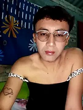 karola_horny from StripChat is Freechat