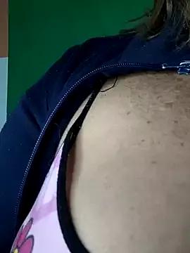 Kasandra_Ho from StripChat