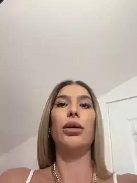 KaseyQuinn_ from StripChat is Freechat